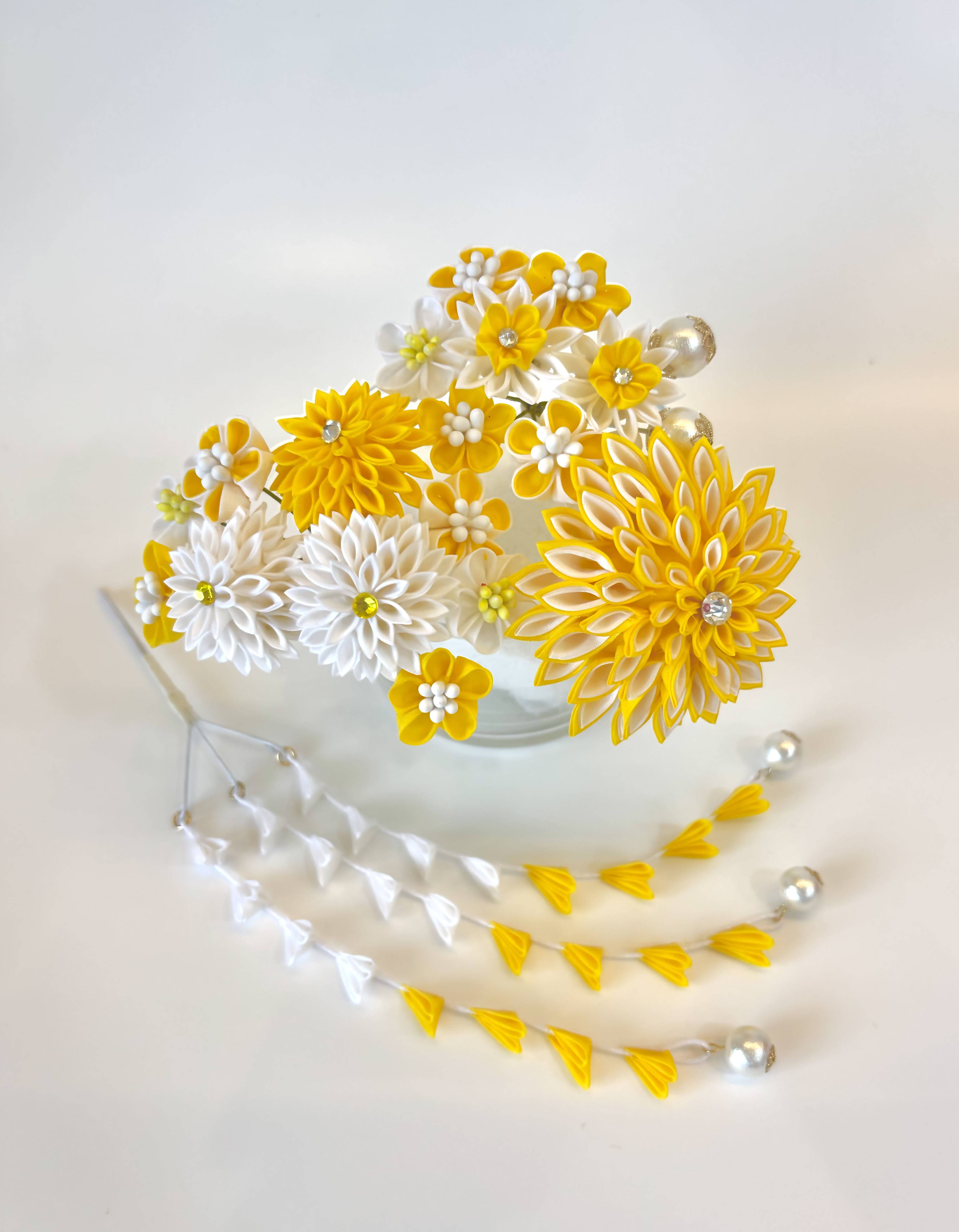 七五三、成人式、卒業式『黄色系髪飾り4点セット』　つまみ細工髪飾り　結婚式のお呼ばれなどに。親子コーデにも