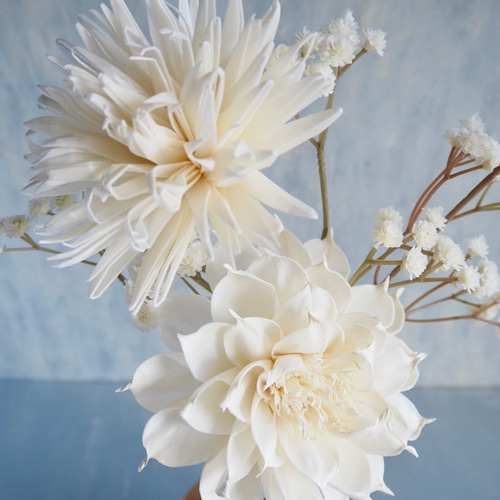 折りたたみ式ハニカムフラワーベース × ソラフラワーアレンジ【糸菊と