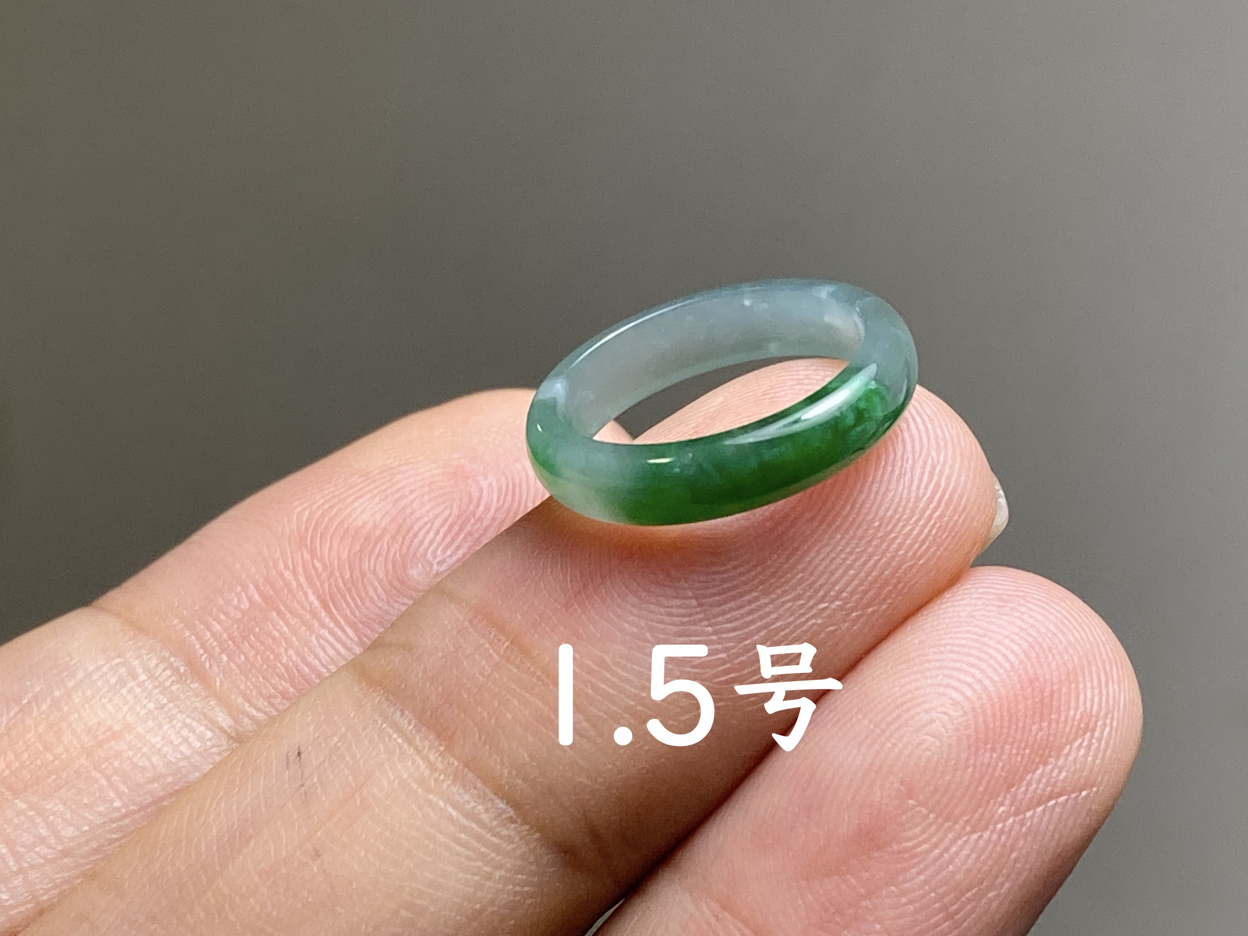 L13-33 ピンキーリング 氷糯種 深緑 1.5号 グアテマラ産 A貨 本翡翠 くりぬき リング