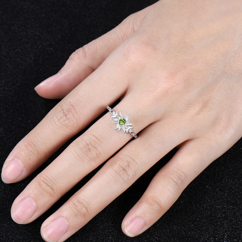 太陽リング 月 星 リング 8月の誕生石 天然ペリドット 結婚指輪