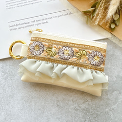 インド刺繍リボン】ハンドメイド ミニ 巾着 フリル ポーチ 巾着