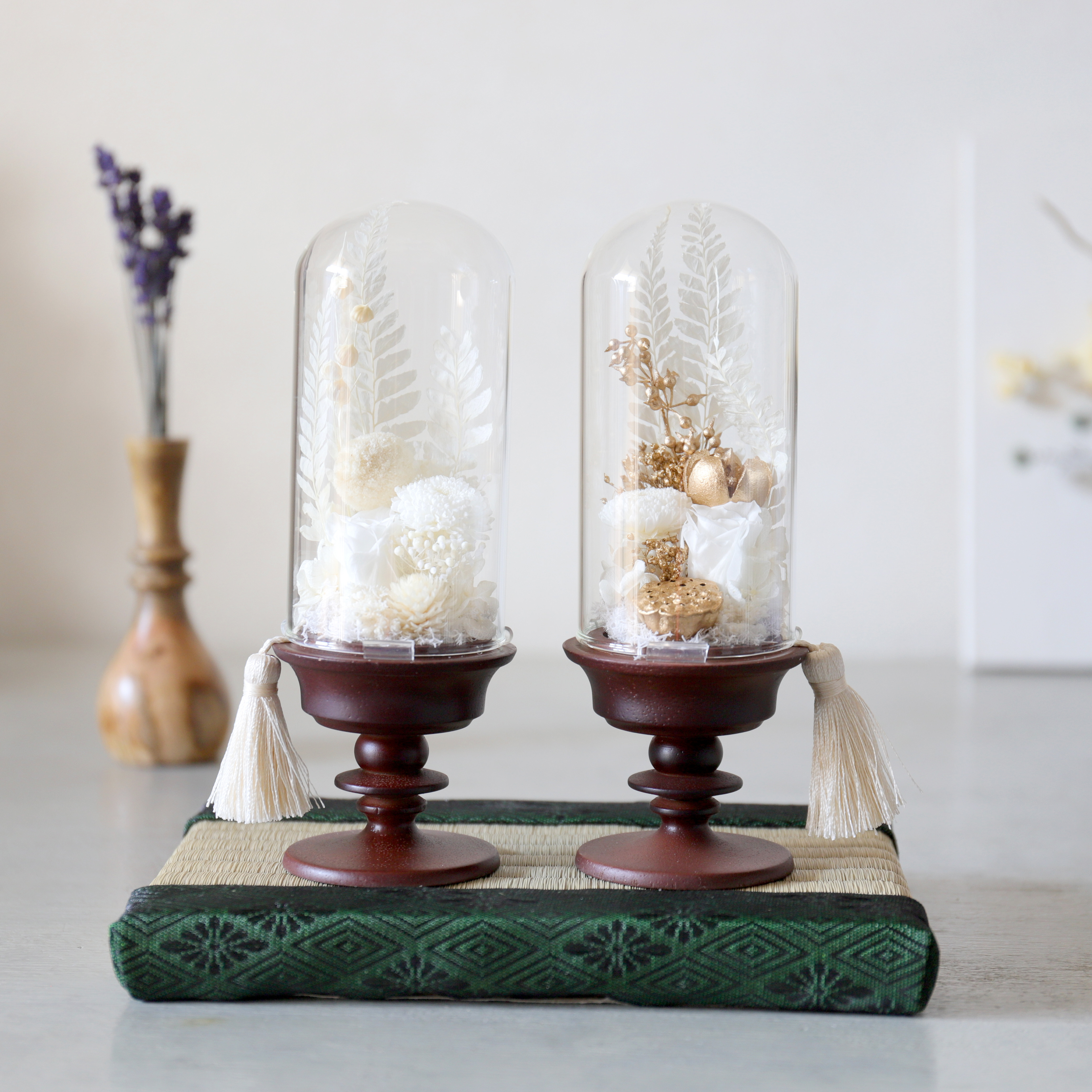 新色【埃がかぶらない・お手入れ不要】ガラスドームメモリアルフラワー　（ホワイト／ゴールド）  #1280