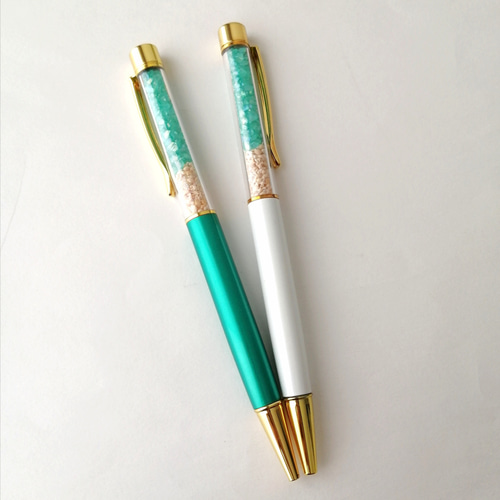在庫限り【海色ガラスカレットと星の砂のボールペン〜エメラルド