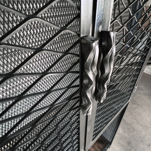 アイアンキャビネット ASE インダストリアル家具 デザイン家具 棚