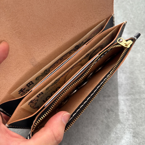 トラッカーウォレット　手染め　丘染め　3層 金具と糸が選べる】トラッカーウォレット004 丘染めブラック 茶