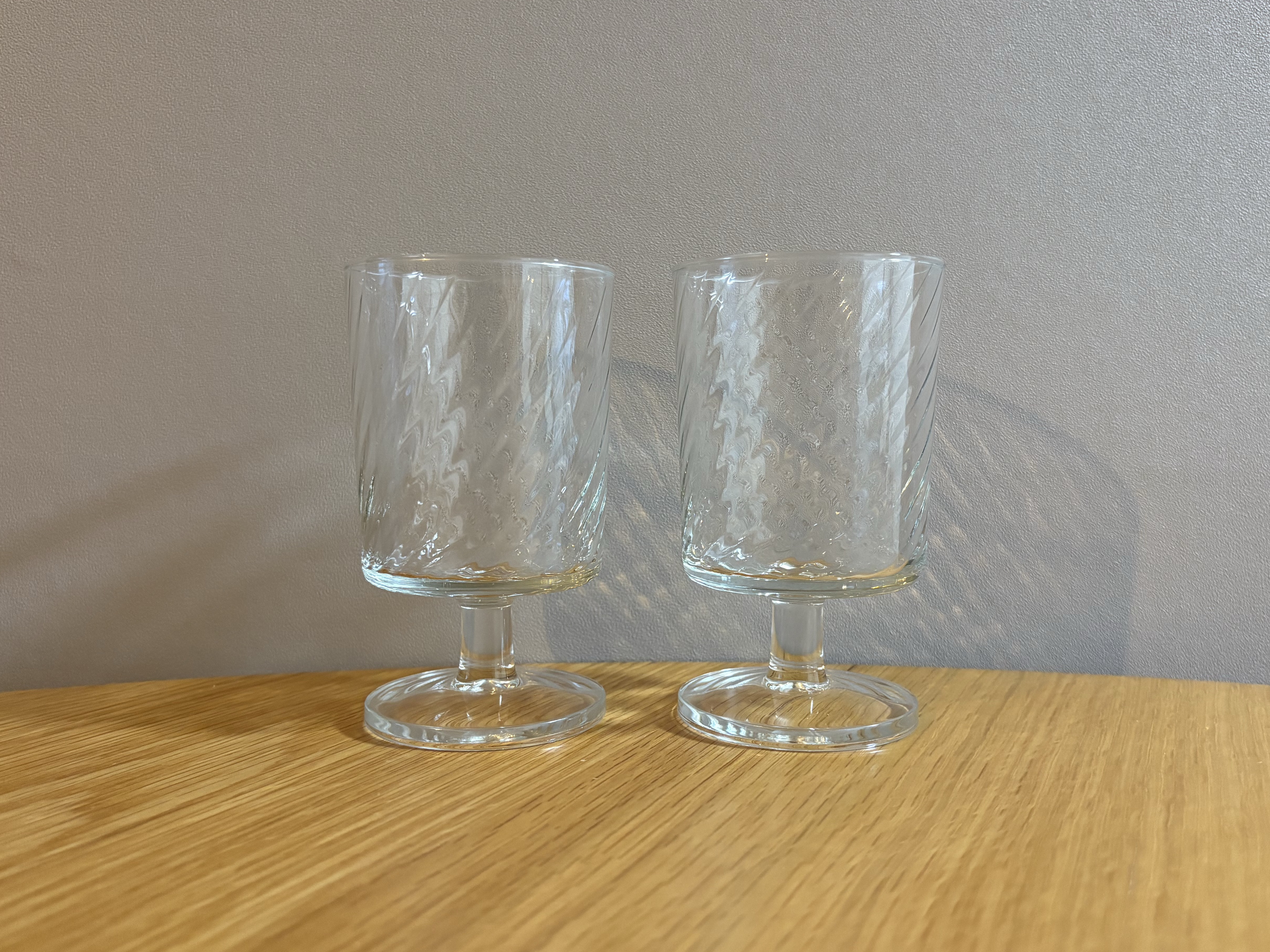 フランスの古い脚付きグラス　ゴブレット　アンティーク　ブロカント　【ペアグラス】