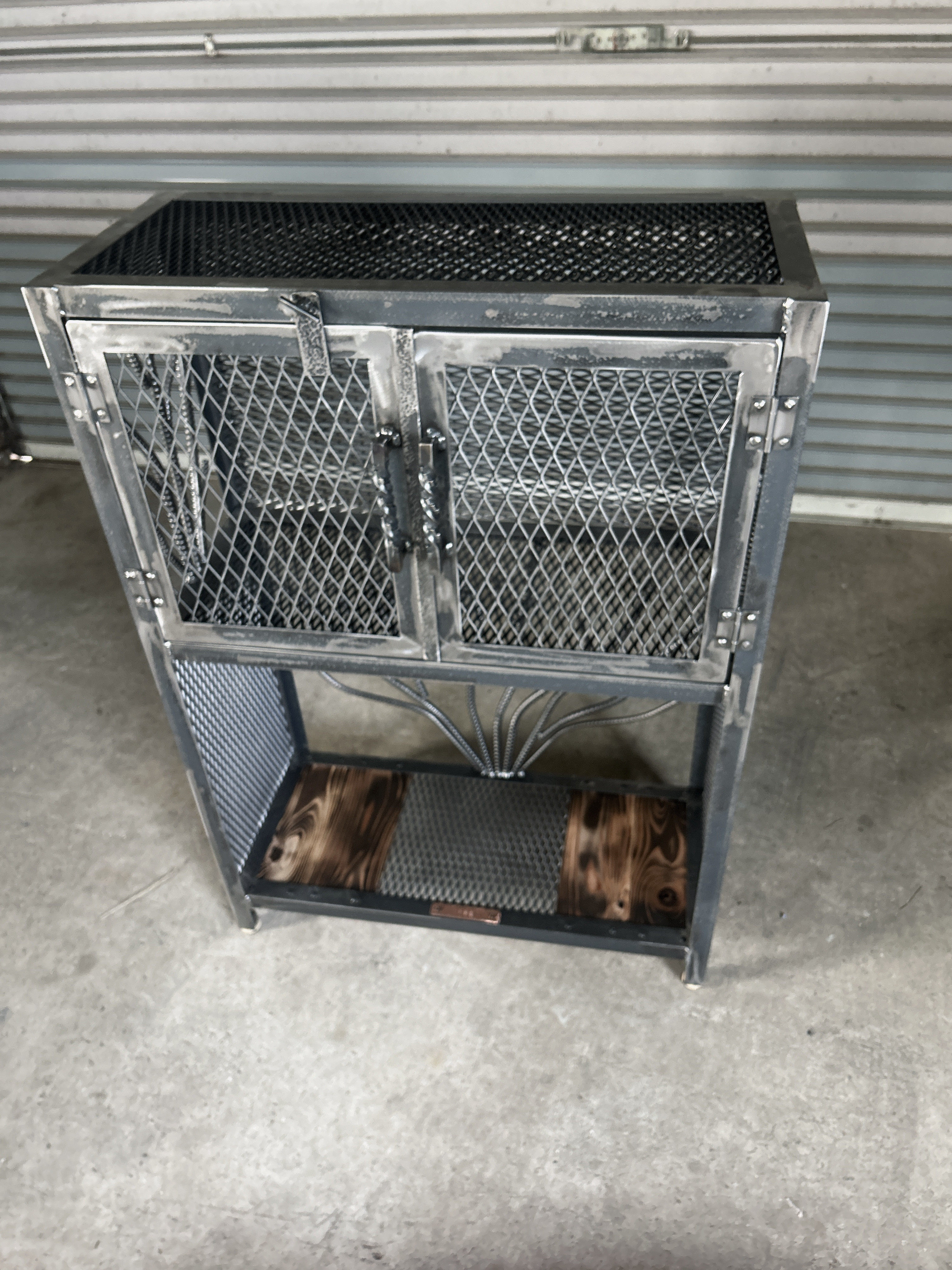 アイアンキャビネット　受注生産　フルオーダー可能