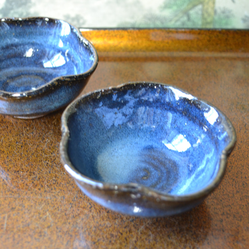 新着！】可愛い花皿2個組（コスモブルー）＊豆皿 ☆萩焼き 陶器