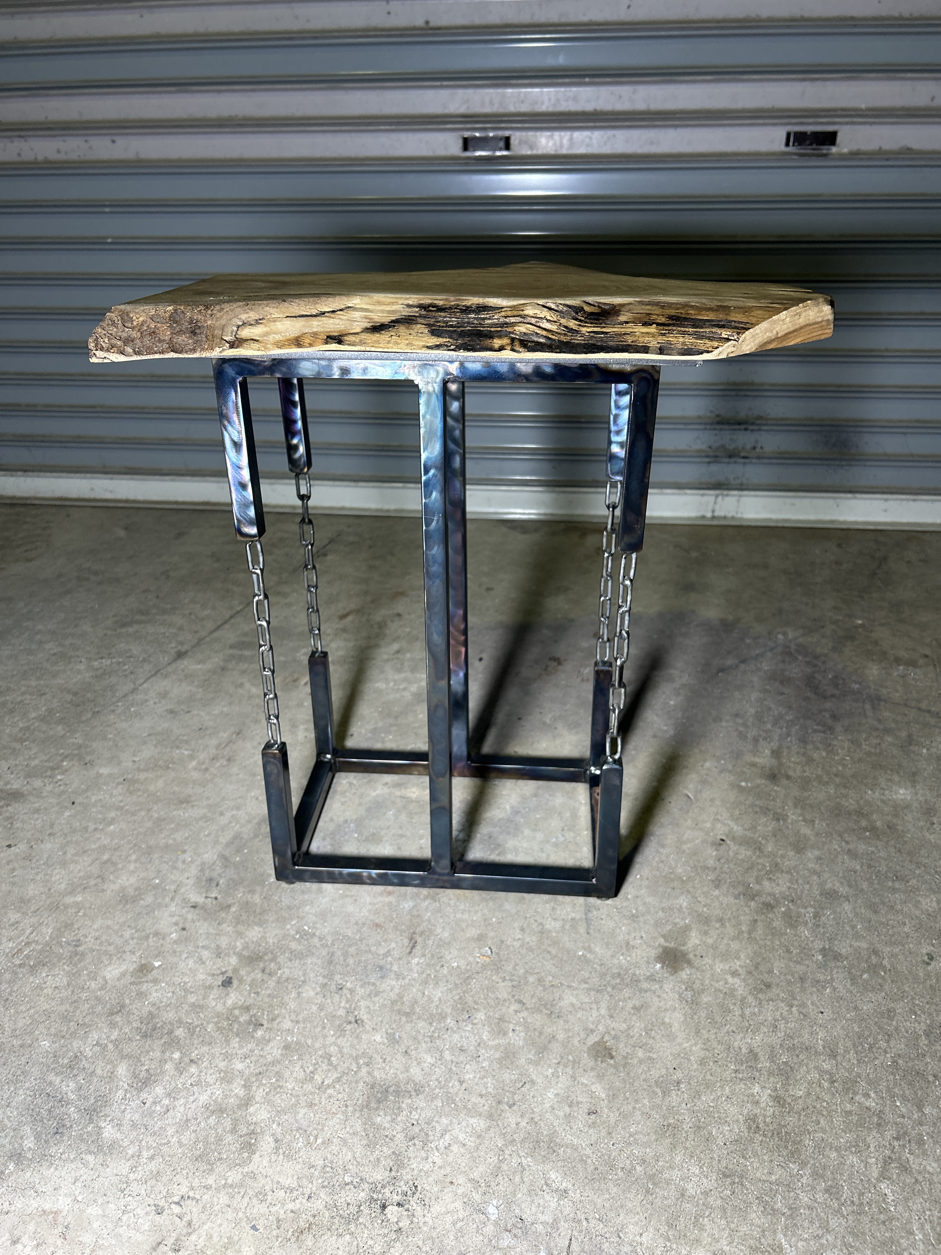 ASE ケヤキの耳付き板を使用したサイドテーブル