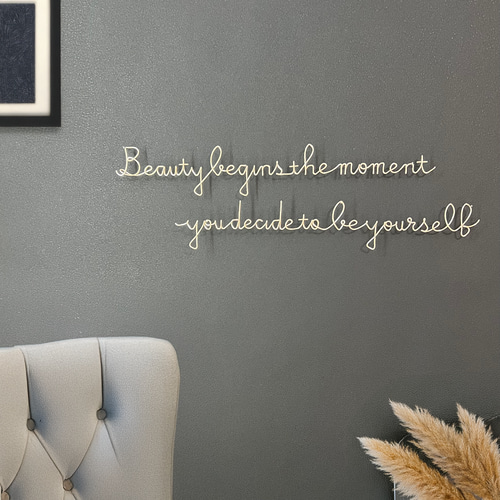 ココシャネル名言（シャンパンゴールド） Mサイズ / ワイヤーアート