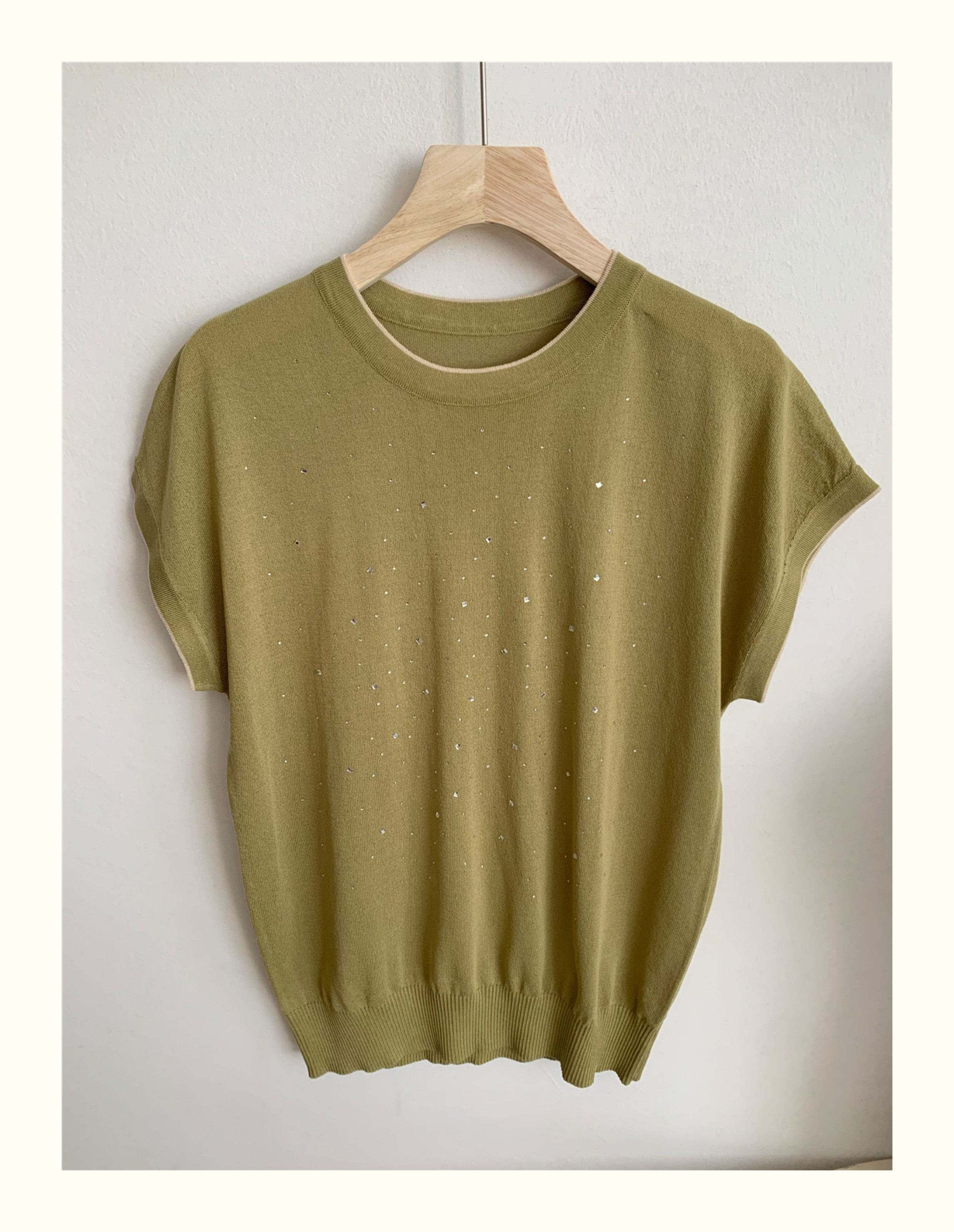 レディース ニットTシャツ ストーン装飾 ゆったりカット