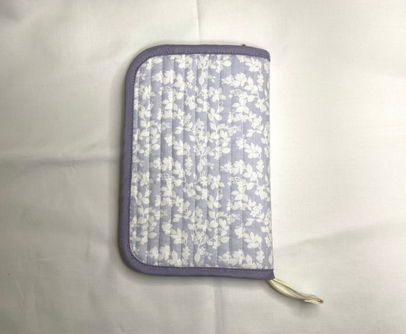 マルチケース キルティング 1点のみ 2枚目の画像