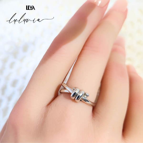 結び•ダブルノットリング・幸運を呼び込む・luluvia(ルルヴィア)SV925・新作・RL029