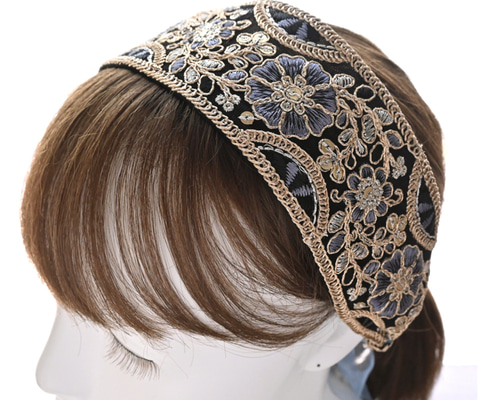 アンティークベアと手染めのアンティークリボン　ハンドメイド アンティーク名古屋帯 リメイク 和装用髪飾り リボンコーム 黒