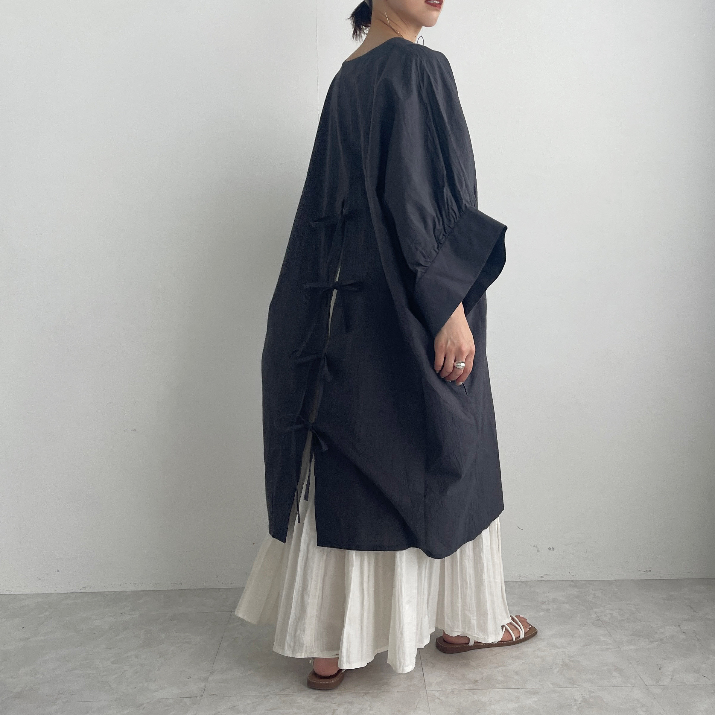 バックリボンドルマンワンピース(charcoalgray)