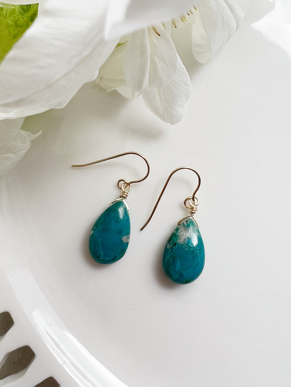 14KGF オパリーナ ペアシェイプ ピアス 1枚目の画像