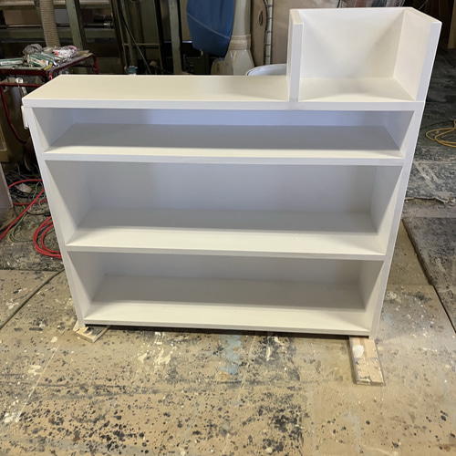 レジカウンター　キャッシャーカウンター　レジ台　店舗什器　白　キャスター付き カウンター キャッシャー レジカウンター 受付台 1.5M ホワイト 5054