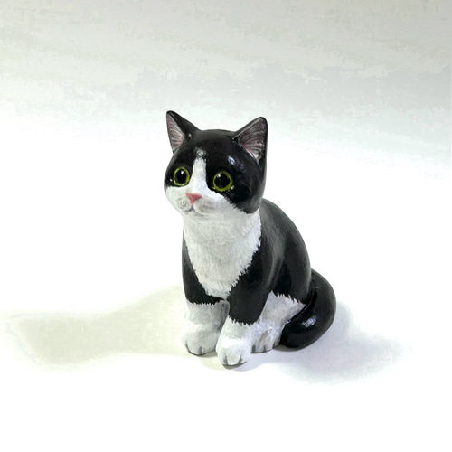 白黒ハチワレ猫の置物 招き猫 猫ハウス 通販 19647963｜Creema