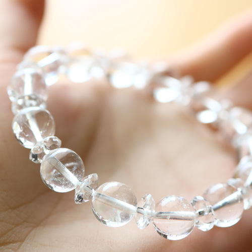 ☆プレミアムブレス☆ダイヤモンドダストクォーツ☆ 細氷（さいひょう