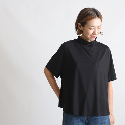 新作 涼冷とろみ伸縮カットソー生地 ハイネック 脇下カット入