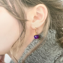 【ピアス・イヤリング】選べる青りんごアクセサリー水色グリッター光るライラックりんご　金属アレルギー対応 6枚目の画像