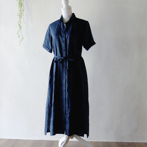 ハンドメイド　リネンワンピース　ネイビー リネンワンピース】美しいピンタックでアクセいらず