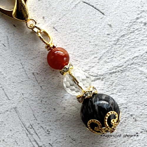 8月誕生石サードオニキスのストラップ/チャーム キーホルダー あ