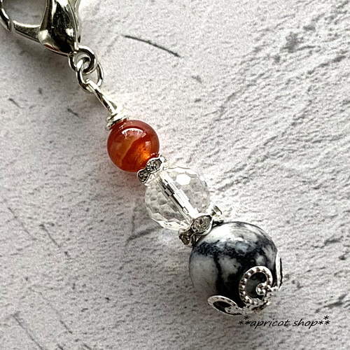 【8月誕生石】1668　サードニクス　天然石　お守り　チャーム　リボン 8月誕生石】1668 サードニクス 天然石 お守り チャーム リボン