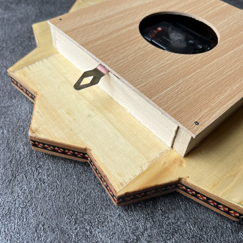 【★ペルシャ象嵌細工 / 置き掛け時計★ 45×39.5 ？】 象嵌細工で高級感があふれる電波掛け時計 プリュマージュ 8MY467-006