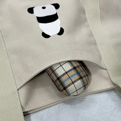 【免運費】A4尺寸相容！帆布拉鍊手提包，背面和口袋處飾有熊貓刺繡 - 可愛時尚，女士必備 第7張的照片