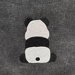 【免運費】A4尺寸相容！帆布拉鍊手提包，背面和口袋處飾有熊貓刺繡 - 可愛時尚，女士必備 第2張的照片