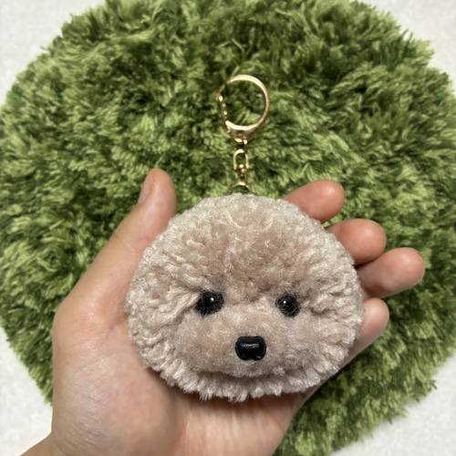 うるうるアフロトイプードル ポンポン毛糸キーホルダー＊アプリコット
