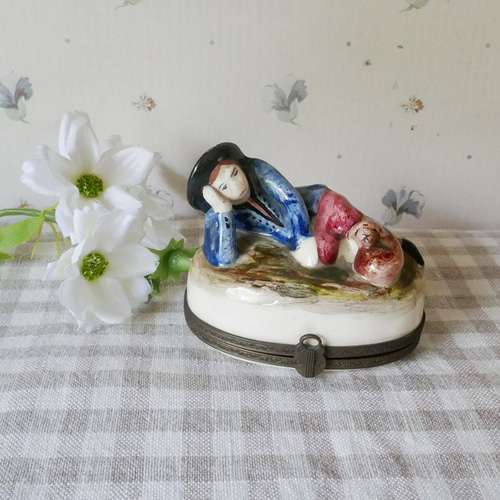 リモージュボックス　カップケーキ　誕生日　　バースデー　フランス製　ヴィンテージ リモージュボックス カップケーキ 誕生日 バースデー フランス製