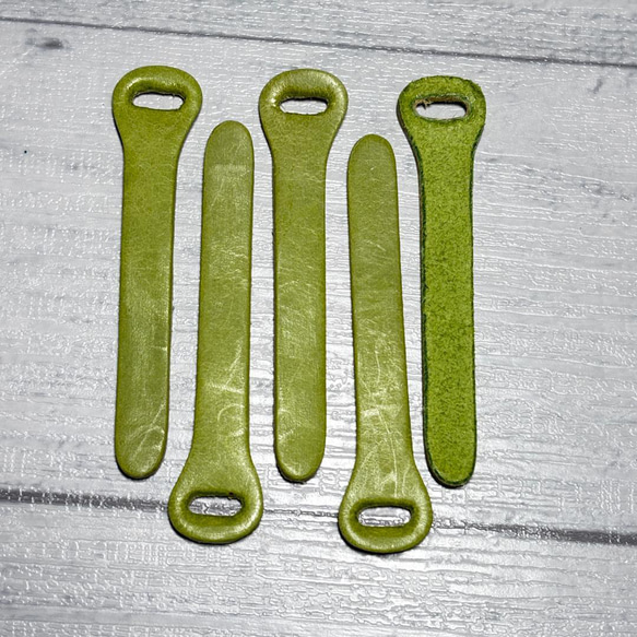 【1点物】良質なイタリアンレザーで作るジッパータブ ミントグリーン ５本◇牛革 2枚目の画像