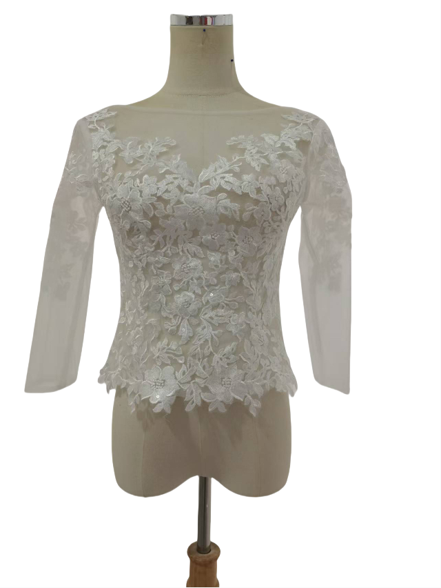 ボレロ 七分袖丈 上品な花レース くるみボタン ラウンドネック ブライダル 花嫁/ウェディングドレス