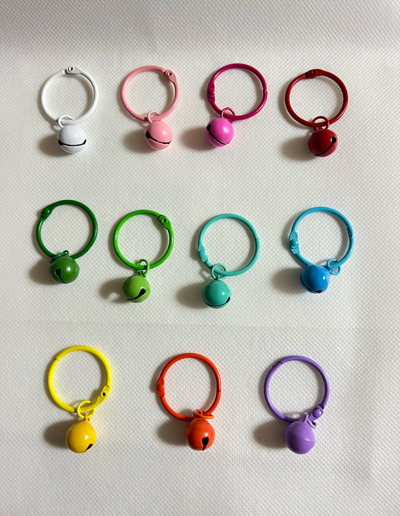 カラフル 鈴 すず キーホルダー 1点 全11色 ファッション小物 可愛い