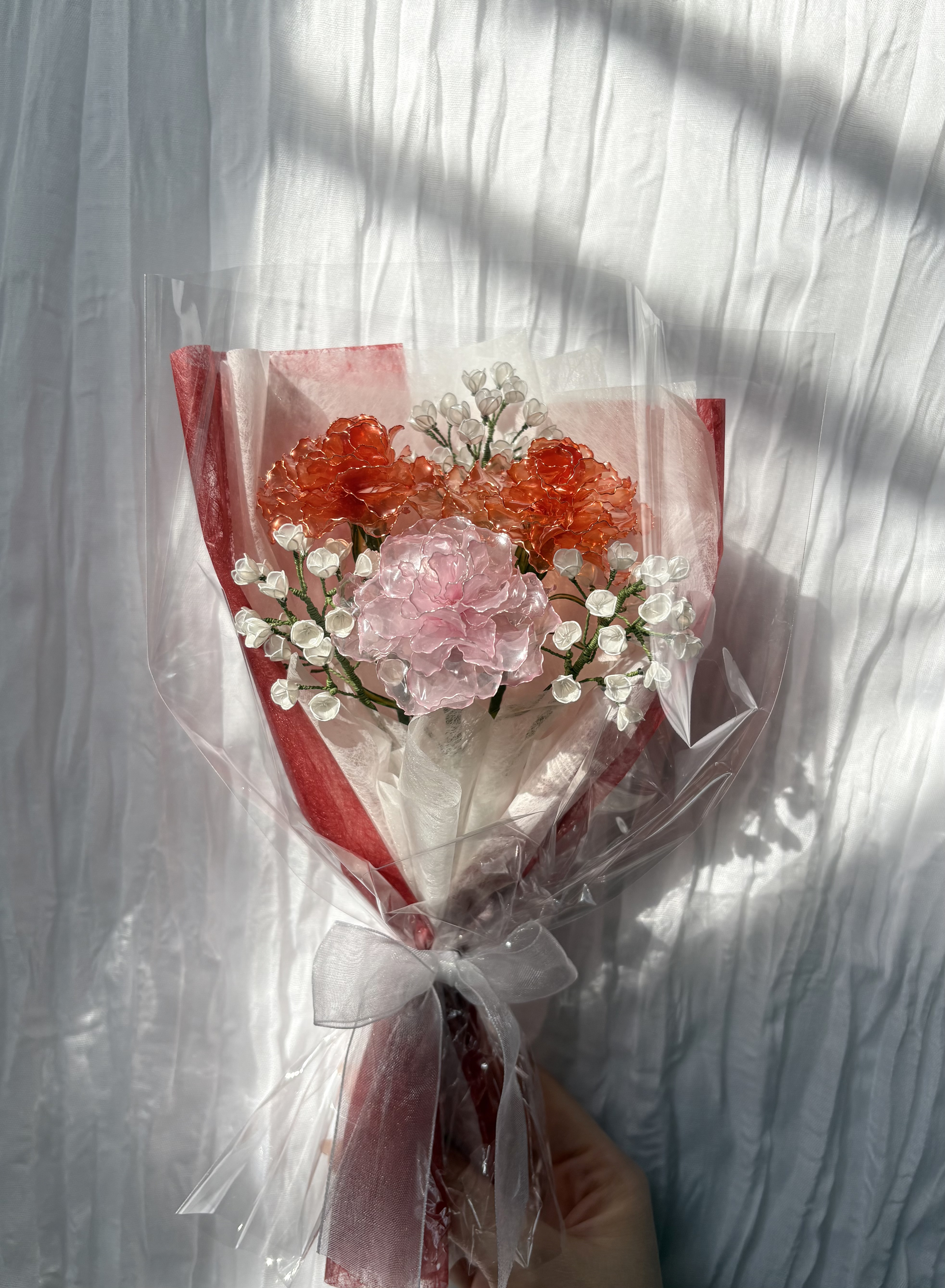 カーネーション×かすみ草の愛らしい彩りブーケ《とくとくブーケ》