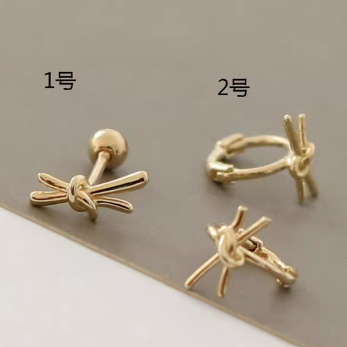 10K（片耳）K10YG中折れフープピアスK10金ネジ式ピアスリボンモチーフ