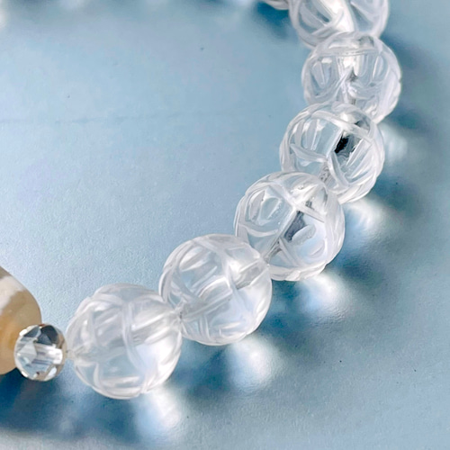 天然白玉髄山形一眼天珠&蓮彫り本水晶ブレス 天然白玉髄山形一眼天珠&蓮彫り本水晶ブレス ブレスレット Himal