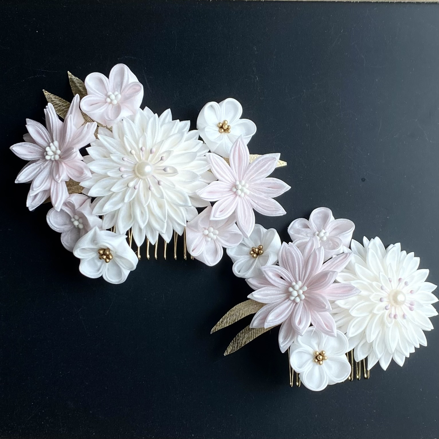 正絹つまみ細工　成人式かんざし　コーム2点セット