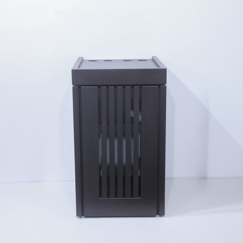30センチキューブ水槽台です。オーダーメイド木製水槽台製作例