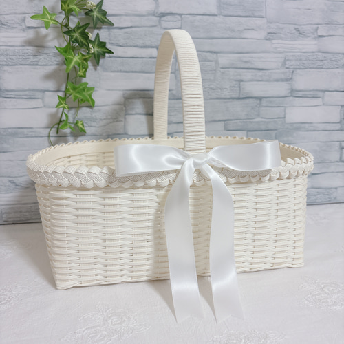 結婚式で配るプチギフト入れや、日常の収納カゴに♪ かご（大
