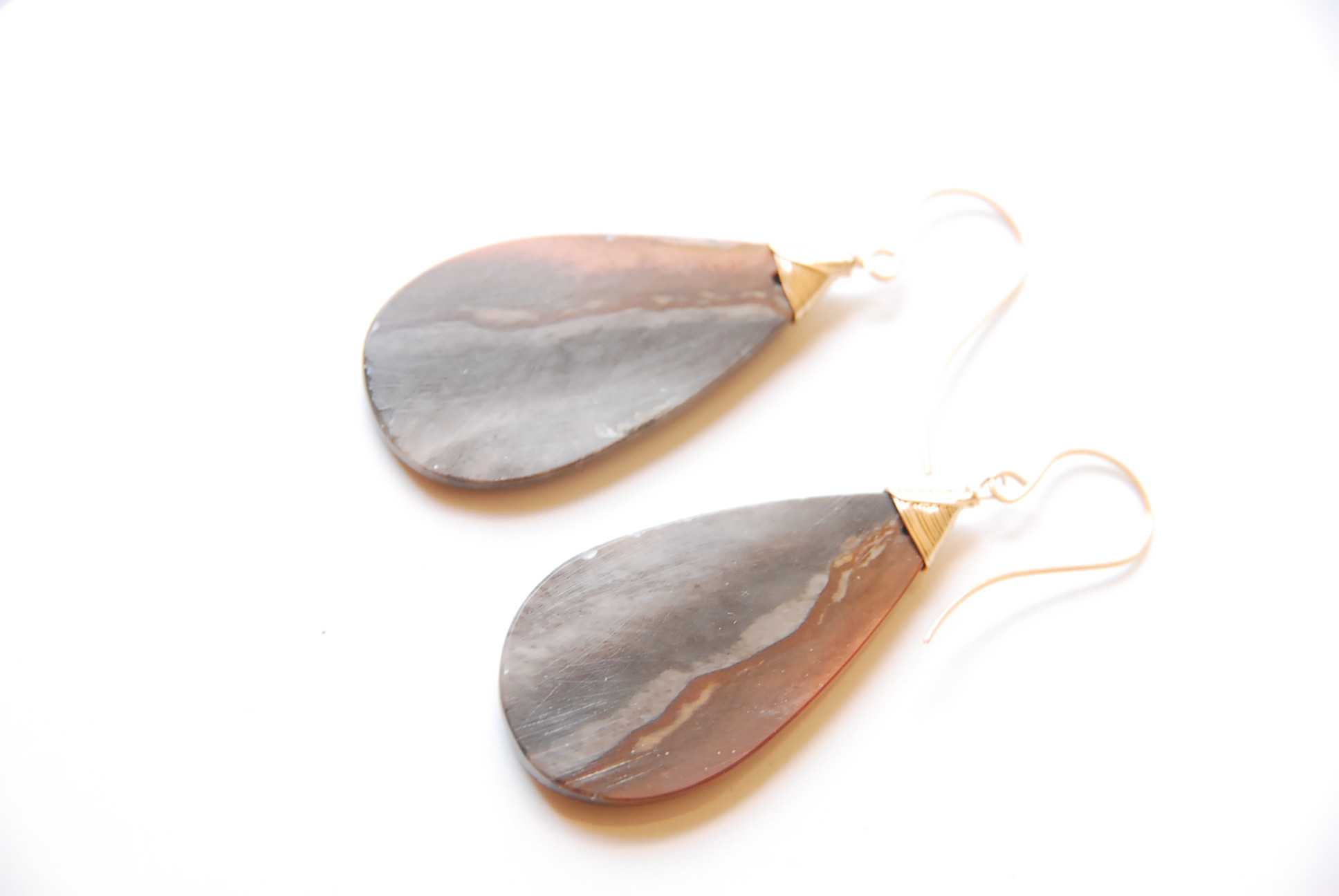 雫形ポリクロームジャスパーのピアス　１４kgf