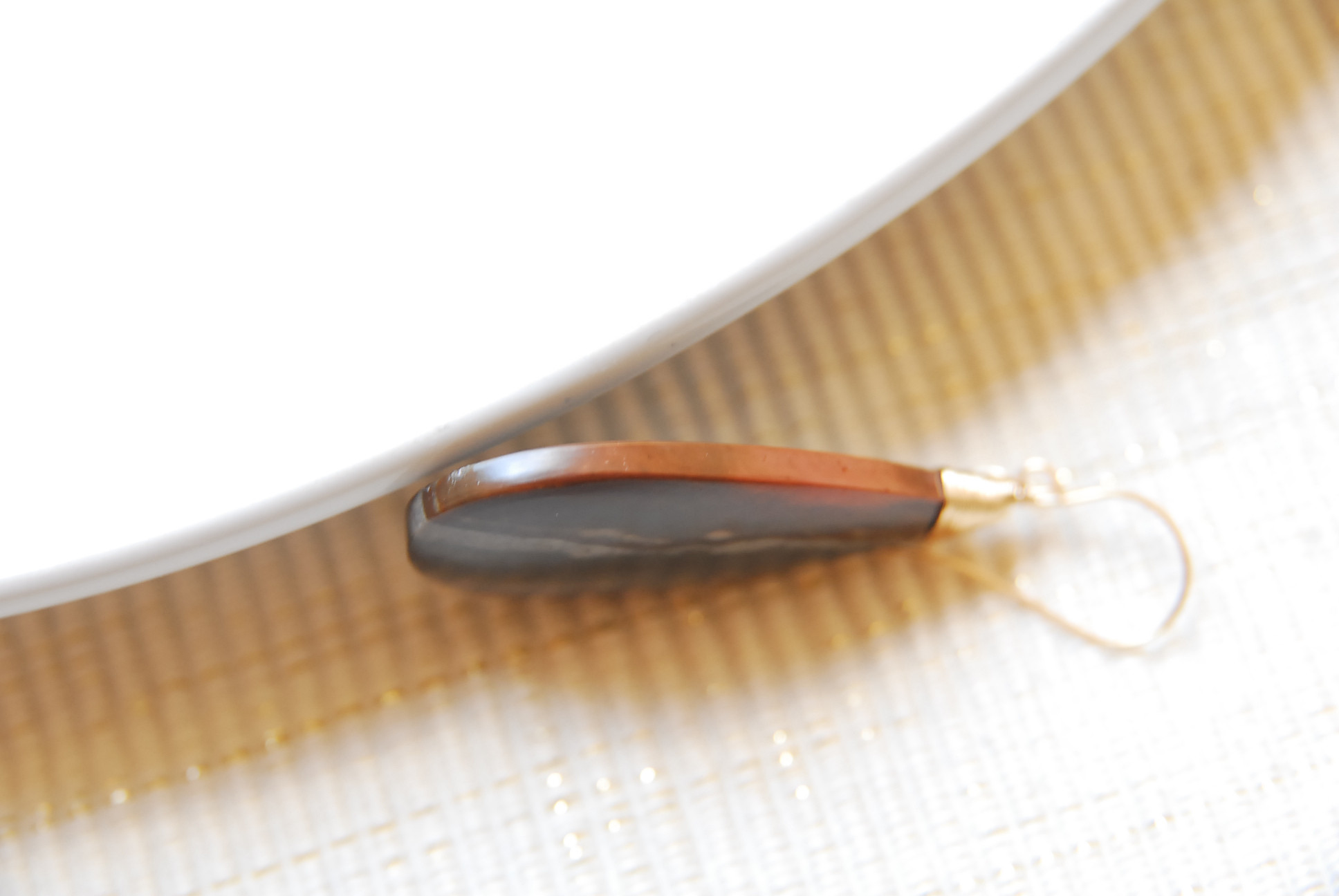 雫形ポリクロームジャスパーのピアス　１４kgf