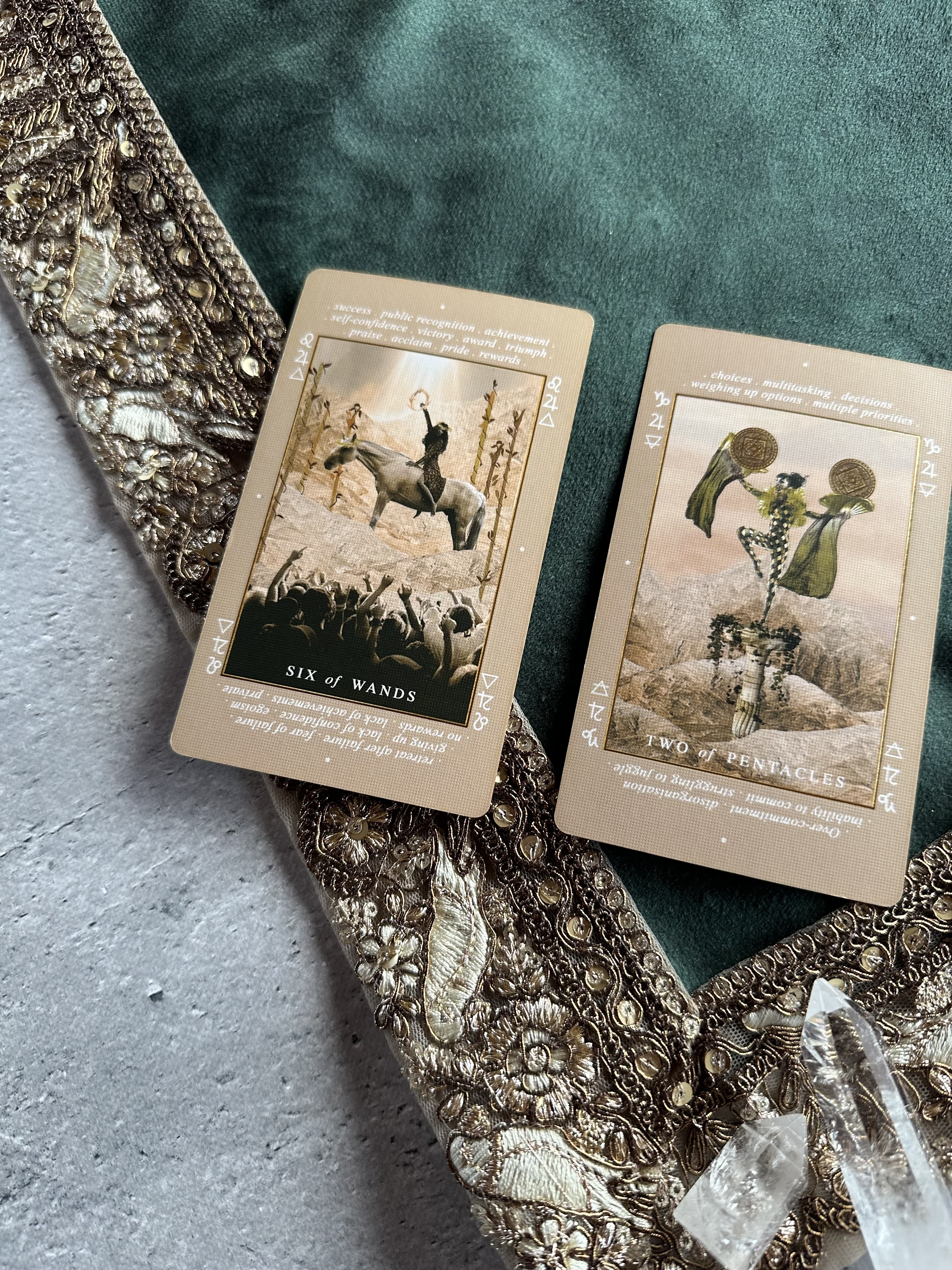 インド製ゴールド刺繍りぼん ハンドメイドタロットクロス ミニサイズ ※ベロアカラー変更可能◯