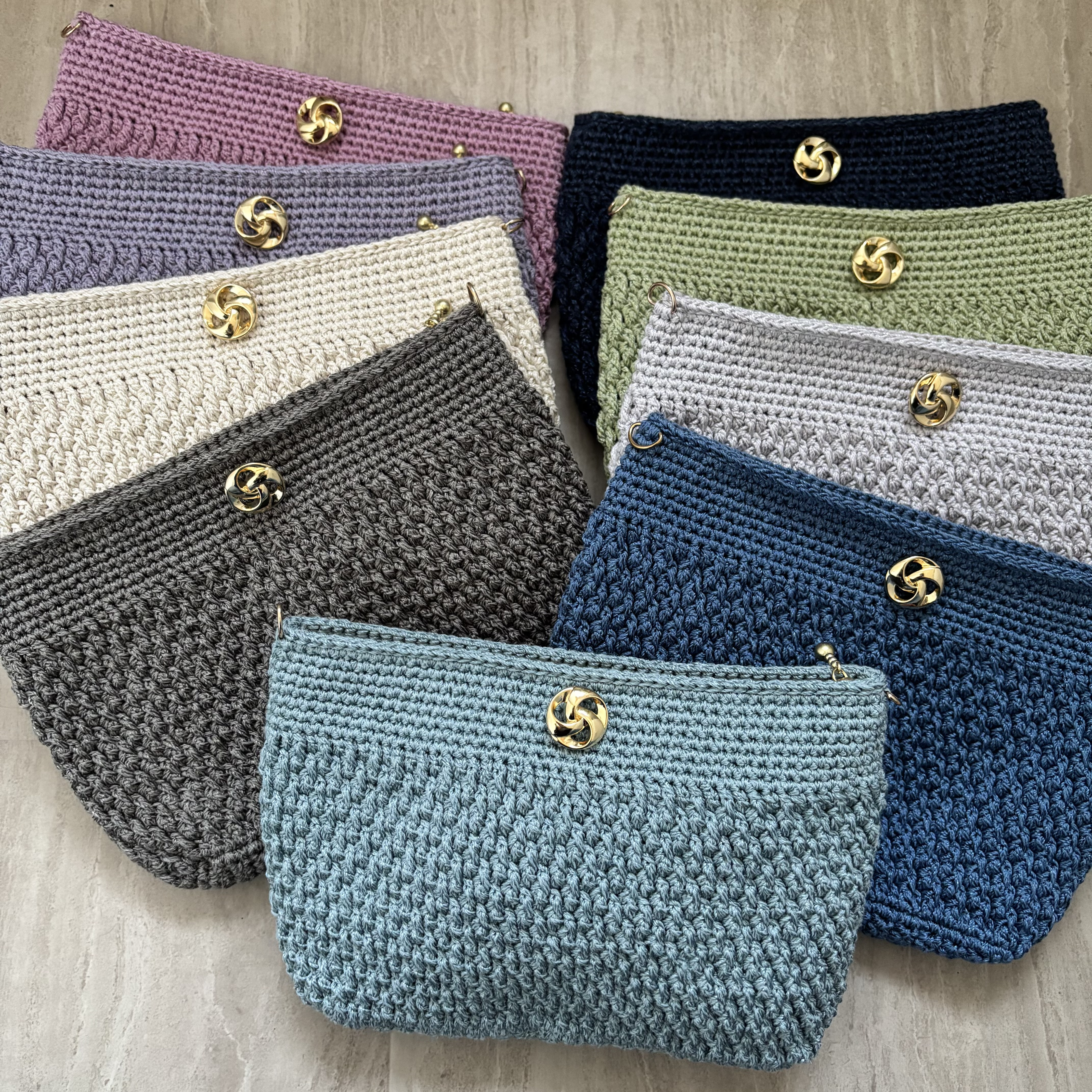 ウクライナ手編みのベルトとオーダーポーチ