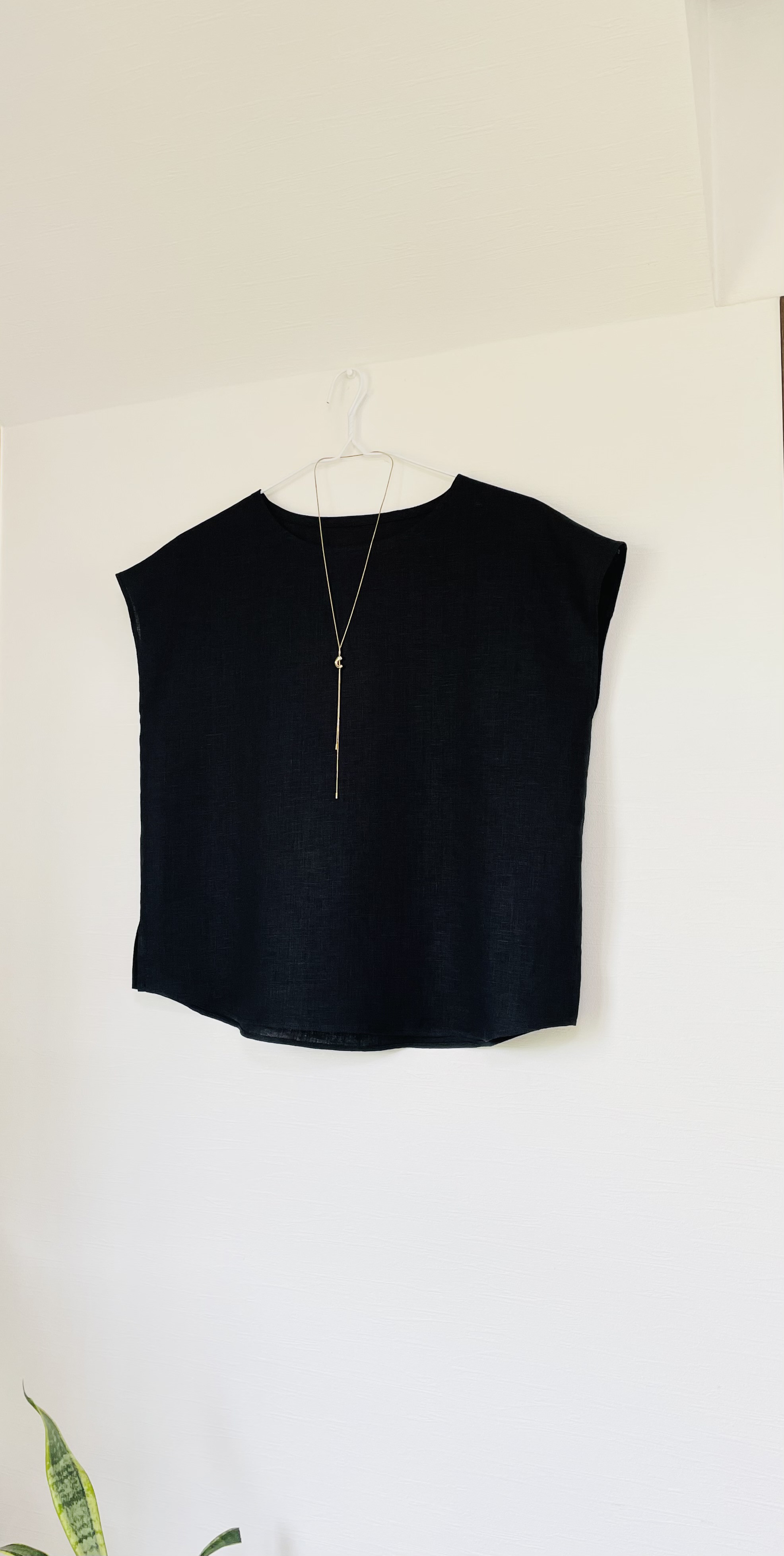 『送料込み2026』リネンシンプルだけど！決まる❣️フレンチスリーブのブラウス黒