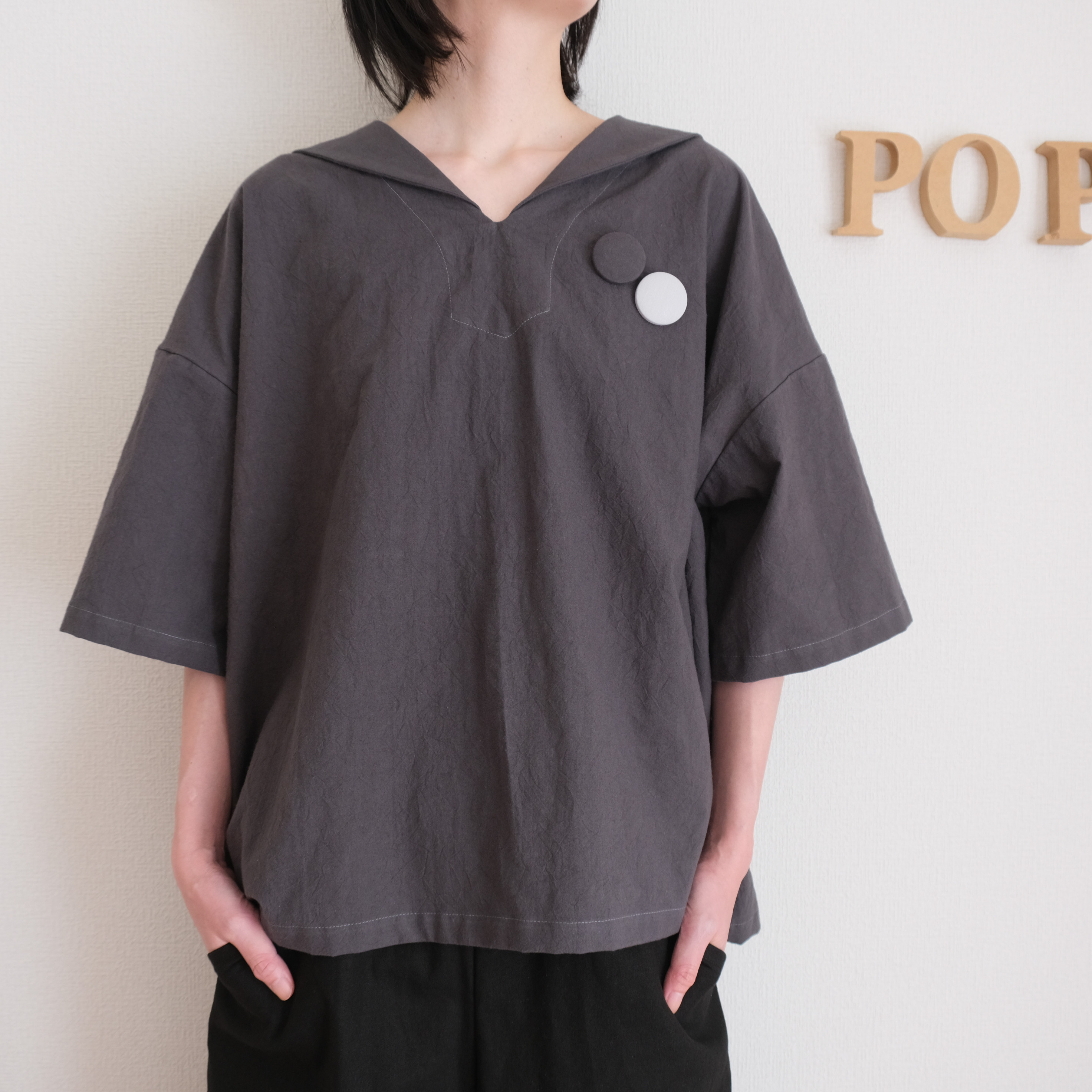 kagure ブラウス　黒　美品 セール】 [小さいサイズ]ギャザーハイネックブラウス （シャツ