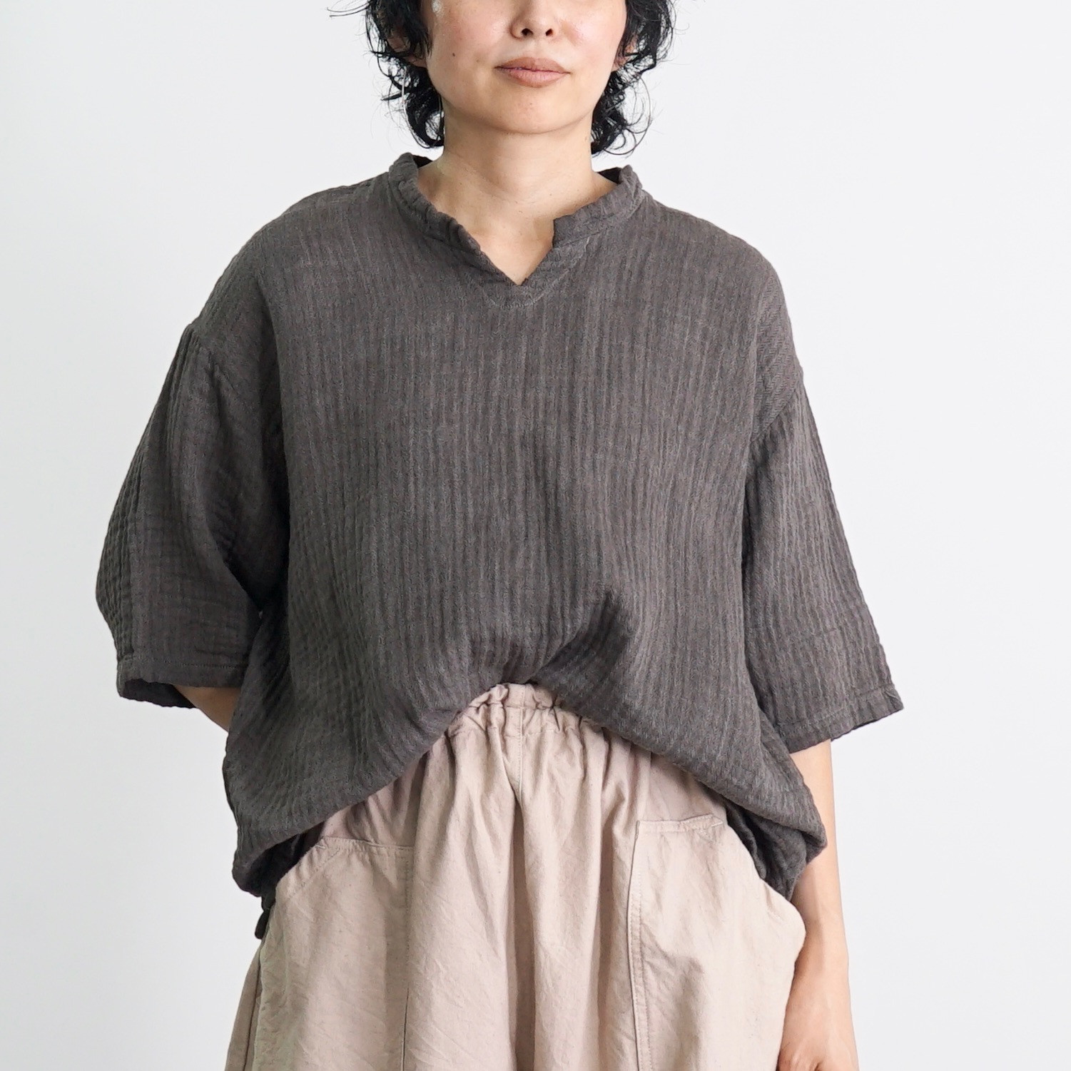 キーネックガーゼTシャツ/グレー/ヘリンボーンガーゼ