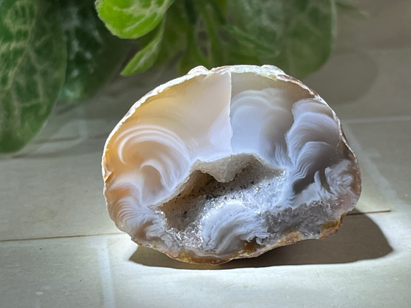 龍穴ジオード レース瑪瑙 アゲート 晶洞 原石 ラフストーン その他置物